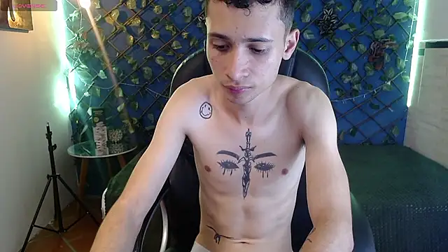 LucassSmith11 live sex cam