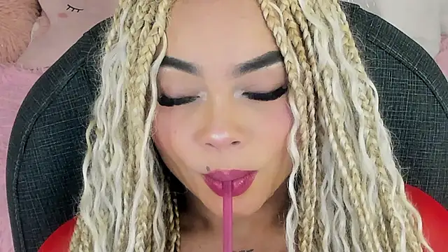 conny__curly live sex cam