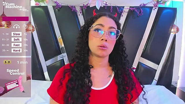 antonelllepiercee's cam snapshot