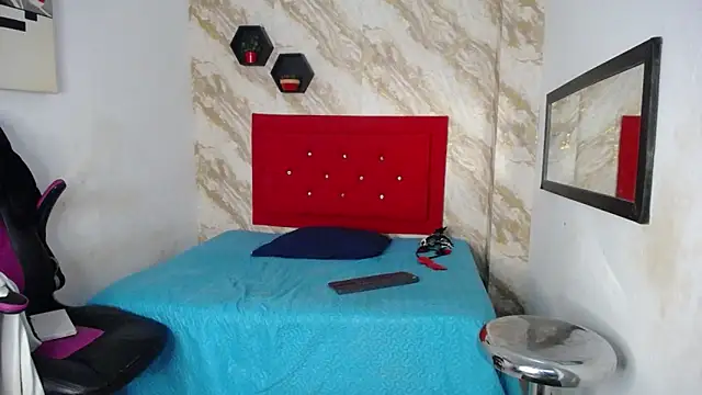 issa__love's cam snapshot