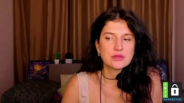 Alianna_Solo_Kisses's cam snapshot