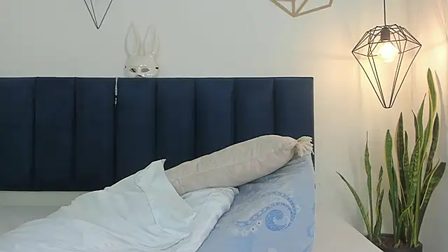 mayaevansmg's cam snapshot