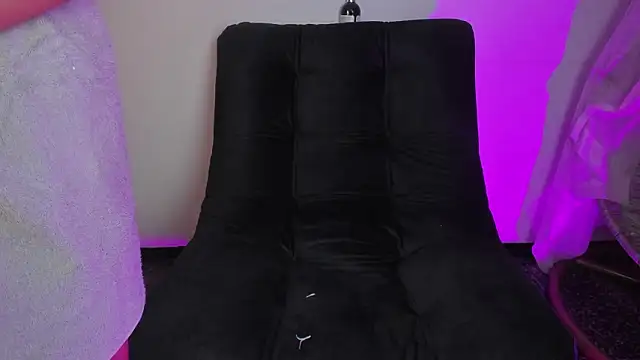 Lilly_angel1's cam snapshot