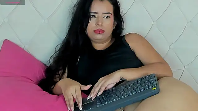 TinyRosee's cam snapshot