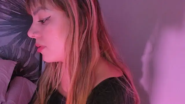 Samaantha-White's cam snapshot