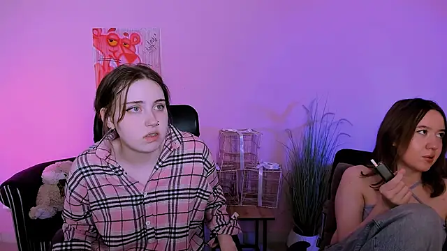 casey_meow_'s cam snapshot