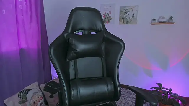 annadu011's cam snapshot