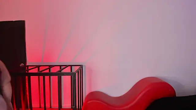 AmberiniHoffman's cam snapshot