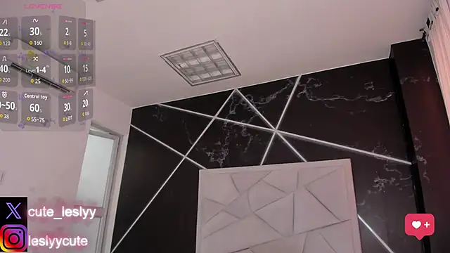 lesly_cutee's cam snapshot