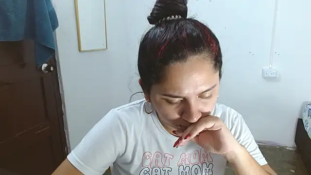 Thalian's cam snapshot