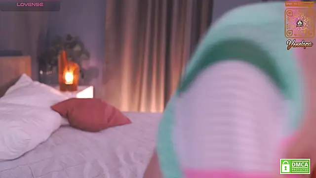 Venelopa's cam snapshot