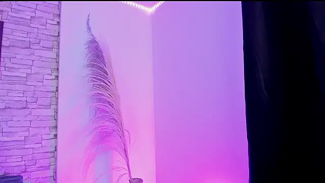 sofiaalarson's cam snapshot