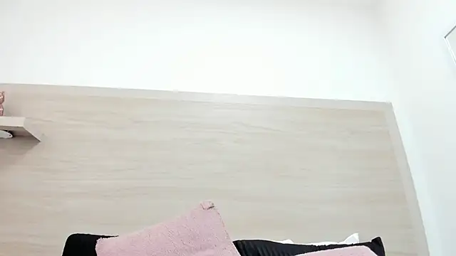 mia_luxx1's cam snapshot