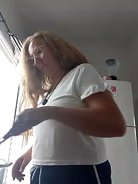 MILEIDE980 live sex cam