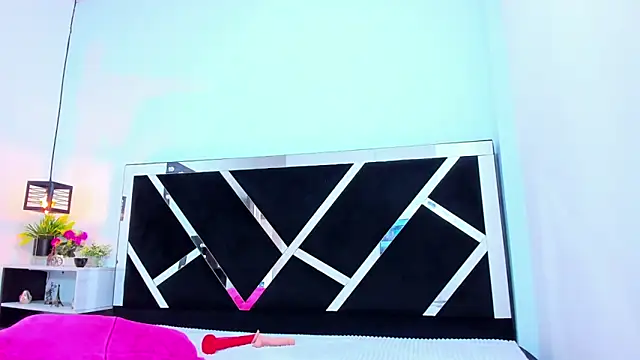 iisabella_noa's cam snapshot