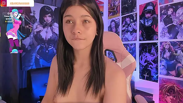 LanaKyutt live sex cam