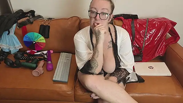 JadeStarUK's cam snapshot