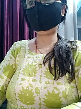 Aishwaryaa_69 live sex cam