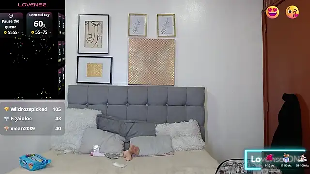 _naomi_s's cam snapshot