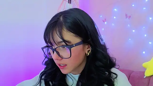 april_bennett's cam snapshot