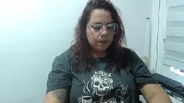 Rebecagiraut's cam snapshot