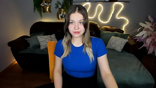 SimaHeaven's cam snapshot