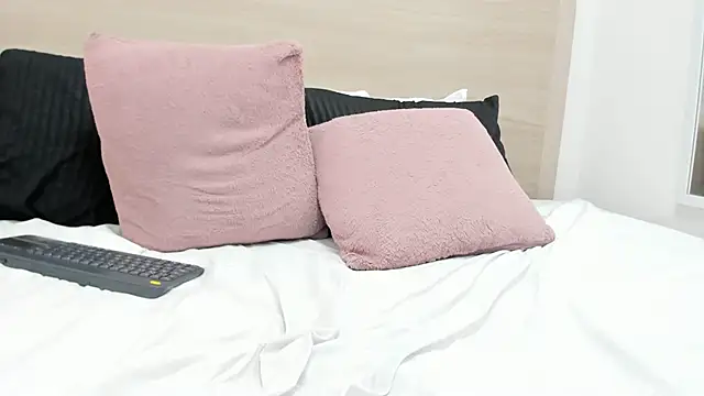 mia_luxx1's cam snapshot