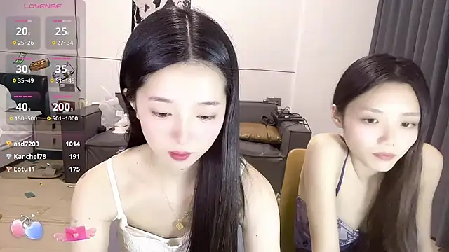 OiOi-666 live sex cam