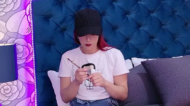 TaniaBlaze's cam snapshot