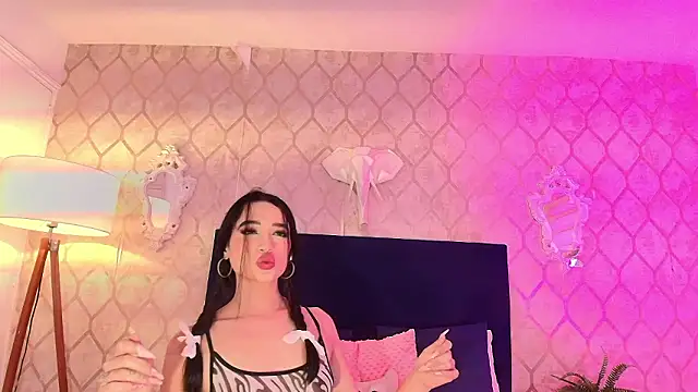 Natasha_Dior's cam snapshot