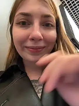 Sunny___Bunny live sex cam