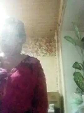 Forest-Lady's cam snapshot