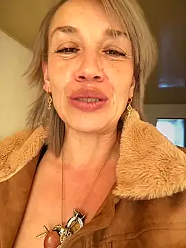 MAGDALAKOVANOVA's cam snapshot