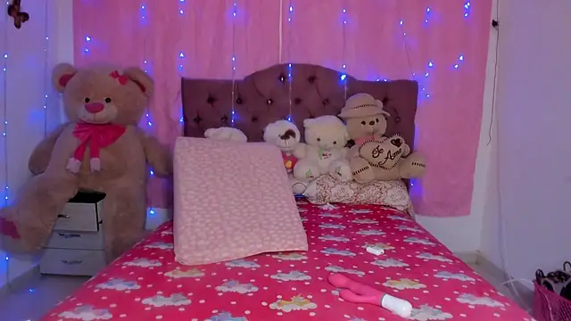 Dana_Jeins's cam snapshot