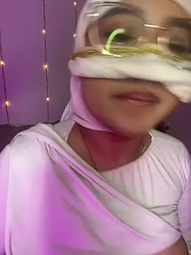 Maisa_issa's cam snapshot