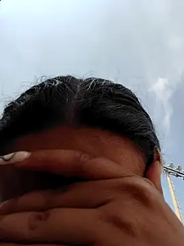 You-sexy-starr's cam snapshot