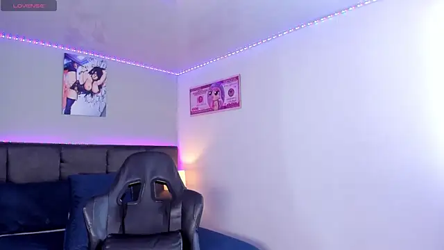 Aiiden_15 live sex cam