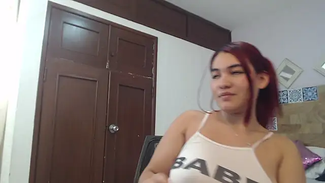 kylieBensoon's cam snapshot