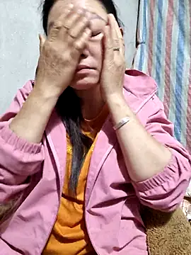 yoowwmr's cam snapshot