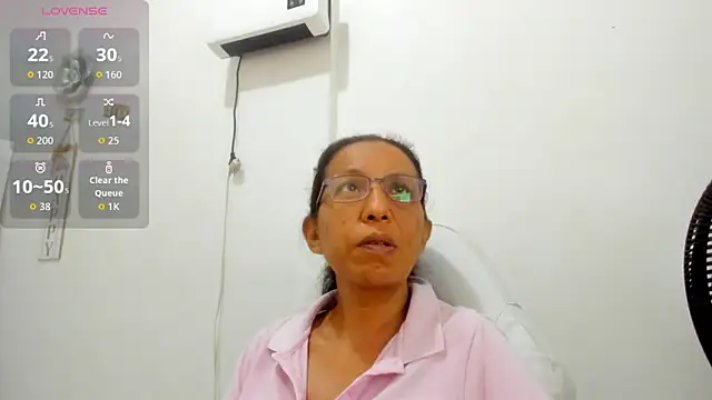 Livia_Coxs's cam snapshot