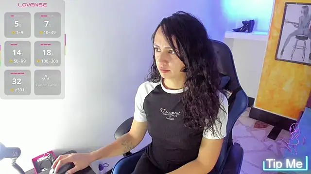 alison_moon7's cam snapshot