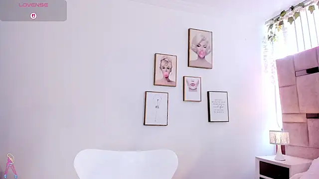 Mayajhons's cam snapshot