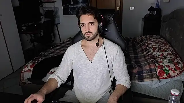 Al3xox02 live sex cam