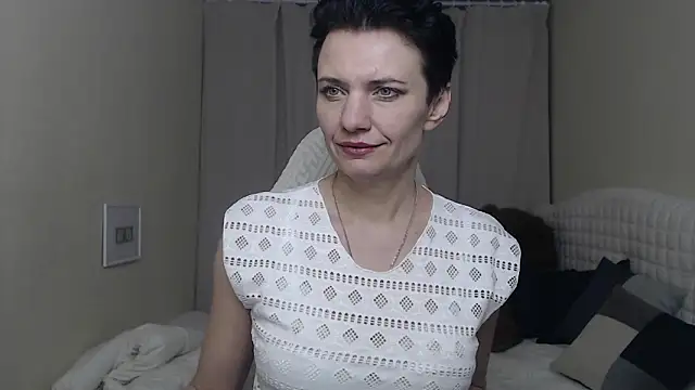 AvaSaturnian's cam snapshot