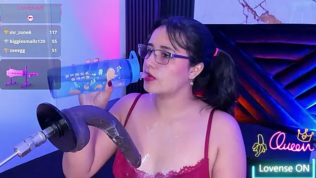 Lalalemoonds's cam snapshot