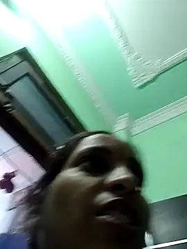 Hotty-Nidhi's cam snapshot