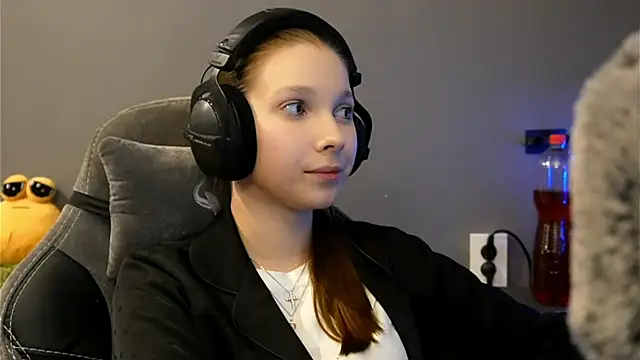 Softixq's cam snapshot