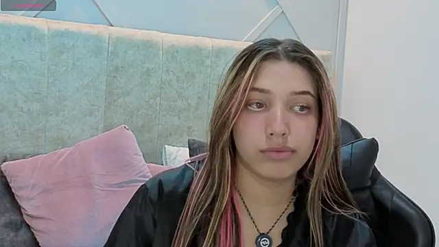 nami_sweet_'s cam snapshot