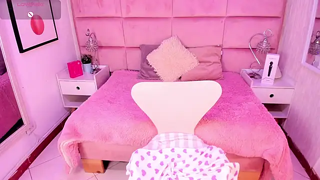 Janah_Myers's cam snapshot