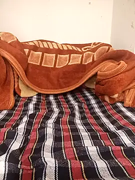 Tihki_Mirchi's cam snapshot